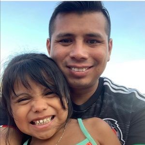 Meet your Posher, Andres